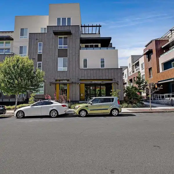 SPACIOUS SINGLE-LEVEL CONDO WITH LUXE UPGRADES