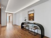 LUXURIOUS FOUR SEASONS RESIDENCE