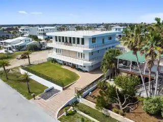 Elegance in the Heart of Vilano Beach
