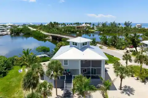 Timeless Coastal Haven on Palm Island