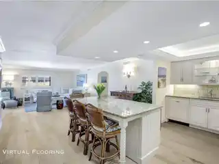 Beautiful Gulf-Front Residence on the Miracle Mile