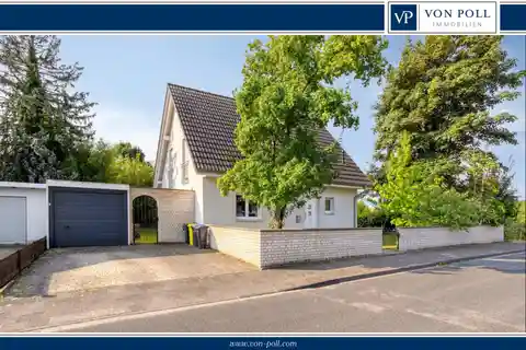 Detached House with Spacious Garden for Relaxed Family Life