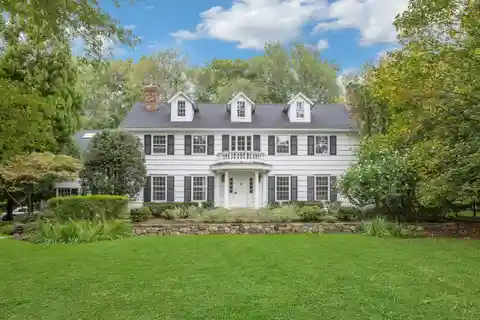 Gracious Classic Colonial