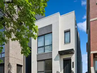 Elegant Single-Family Home in West Town