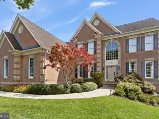 Gorgeous Georgian Colonial Home