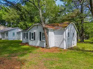 Build a Home Close to Oxford Square