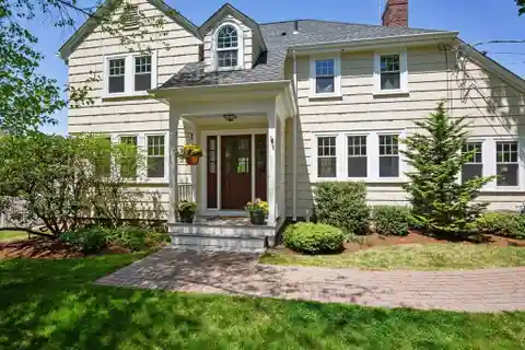 Wonderful Colonial Home with a Flexible Plan