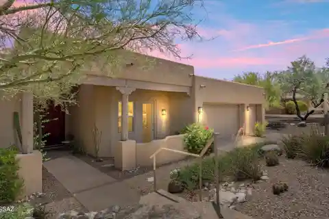 Updated Southwest Contemporary Residence