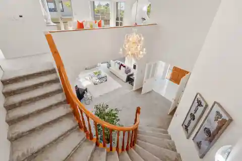 Grand Cul-De-Sac Estate with Spa Retreat Touches