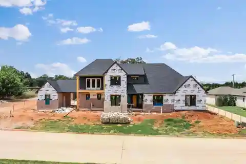 New Construction in the Oak Tree West Golf Community