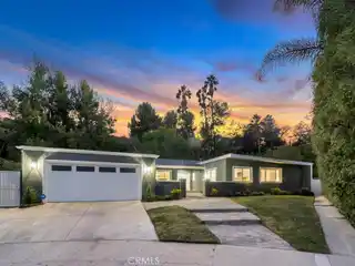 Modern Open-Concept Home with Designer Kitchen & Sunset Views