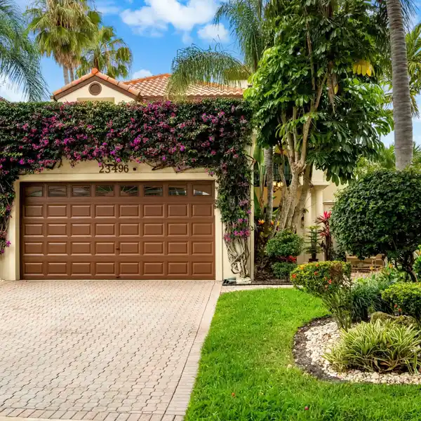 A MAGAZINE-WORTHY SHOWPLACE