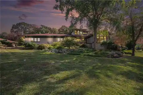 A Rare Combination of Space and Luxury