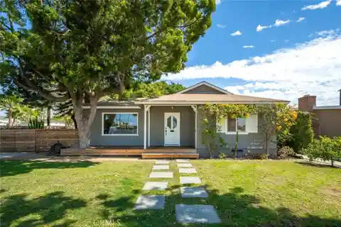 Versatile Garage Space Ideal for Home Office