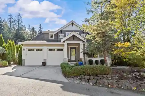 Spacious Windstone Home with Loft, Office & Deck