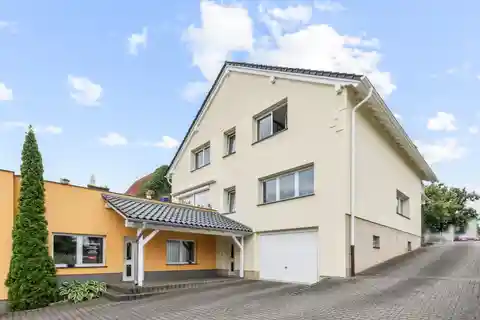 Prestigious Home with Pool and Garden