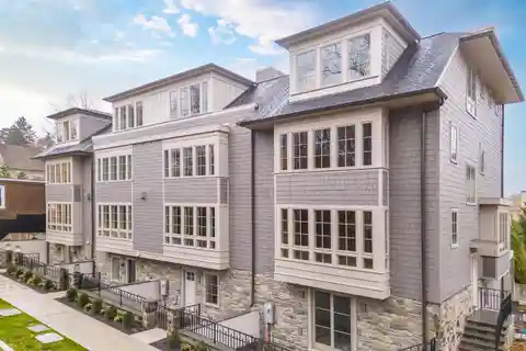 End Townhome in the Enclave