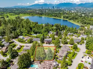 Build a Dream Estate in Deer Lake
