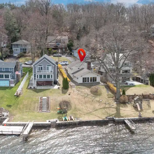 LEVEL WATERFRONT ON CANDLEWOOD LAKE