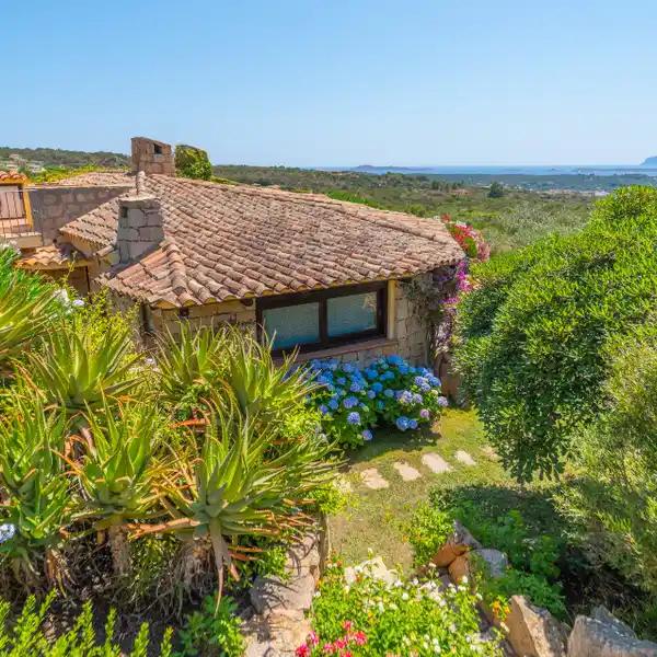 GORGEOUS VILLA WITH FOREVER VIEWS