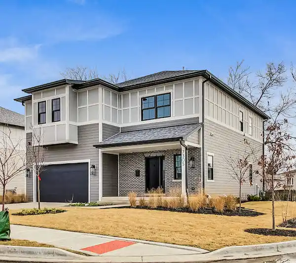 LUXURIOUS FIVE BEDROOM NEW CONSTRUCTION