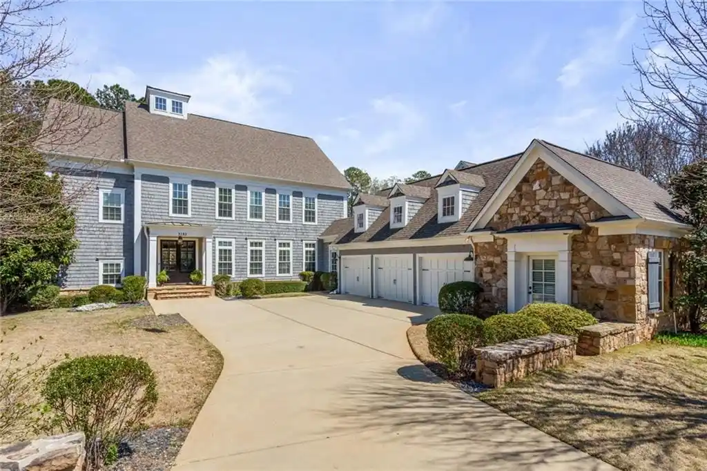 Breathtaking Home in an Exclusive Community