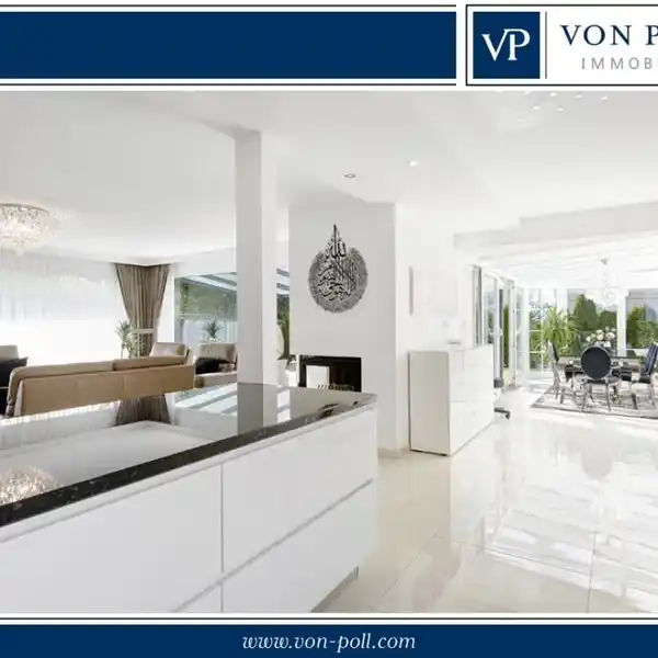 ATTRACTIVE AND VERSATILE RESIDENCE
