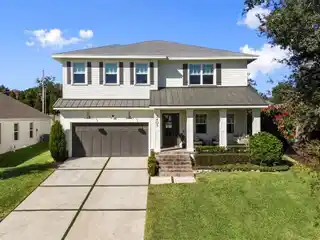 Ravishing Abode with Meticulous Detail