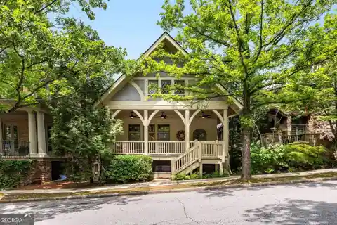 Beautifully Updated Home in Glenwood Park