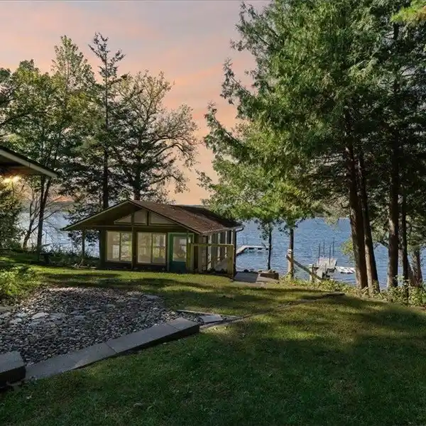 PRIME RIVERFRONT PROPERTY ALONG THE LEGENDARY ST. CROIX RIVER