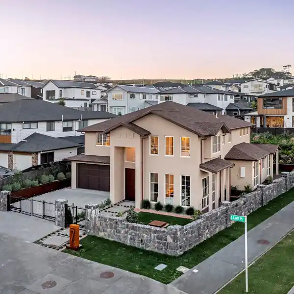 MASTER BUILDERS HOUSE OF THE YEAR