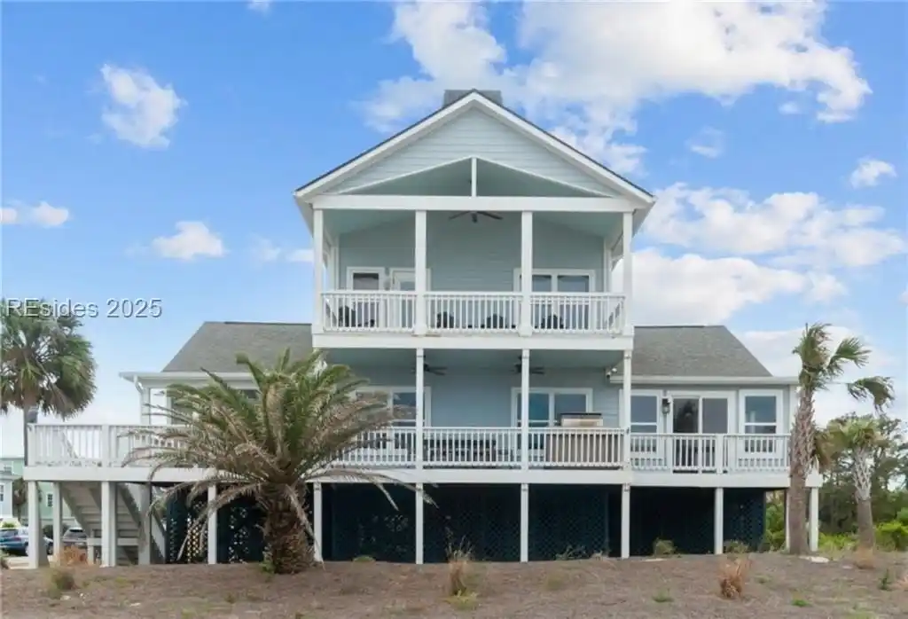 Second-row Ocean View Home on Harbor Island