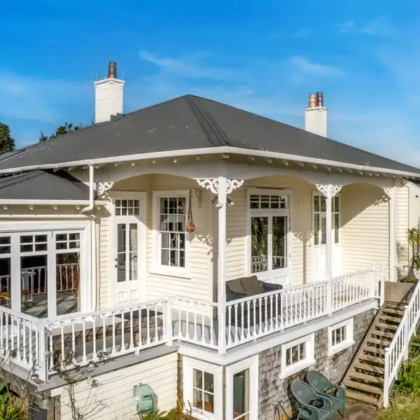 BEAUTIFULLY RESTORED HISTORIC VILLA