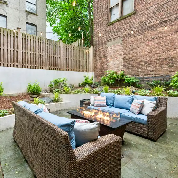SPECTACULAR DUPLEX WITH DREAMY GARDEN OASIS