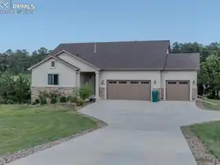 Space and Comfort in Cherry Creek Crossing