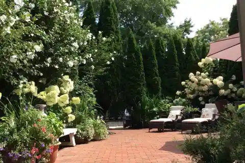 Beautifully Furnished Two-story Condo for Rent