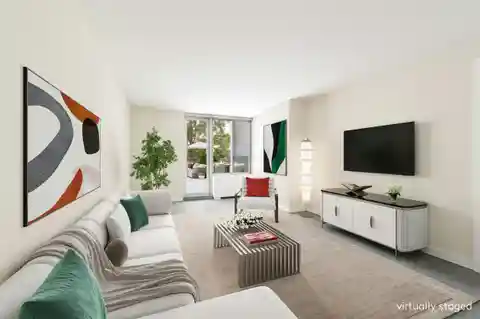 Prime Chelsea Two Bedroom with Huge Private Terrace