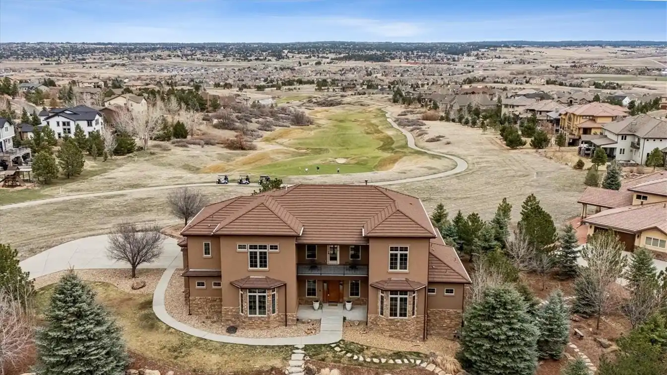 Fabulous Home Overlooking the Pradera Golf Course