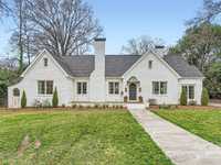 BEAUTIFUL LIGHT-FILLED FOXCROFT HOME