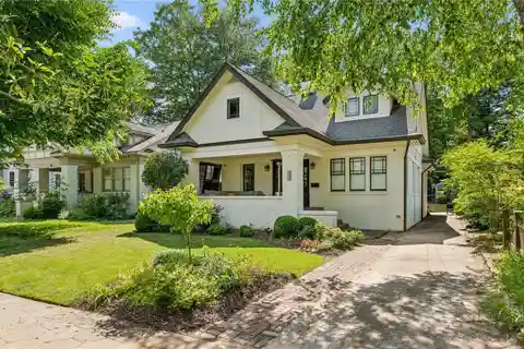 Quintessential Poncey-highland Bungalow