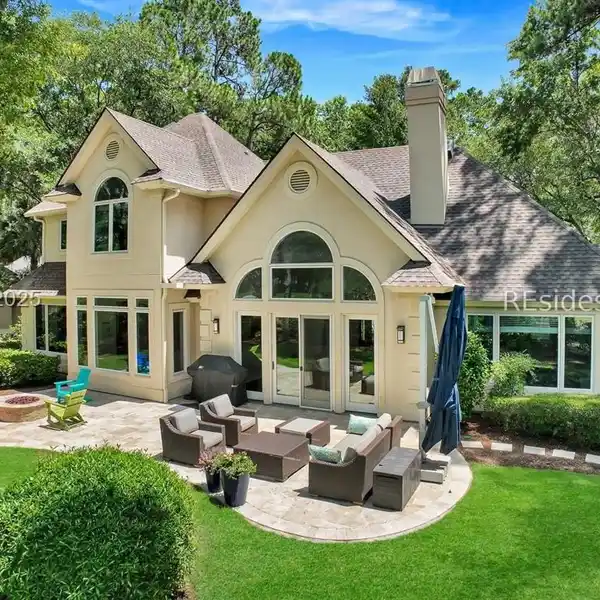 CUSTOM INDIGO RUN RETREAT ON 9TH FAIRWAY