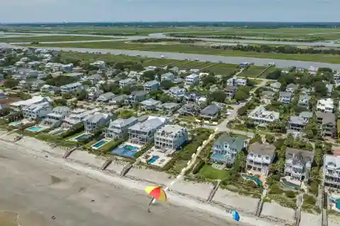 Wonderful Second Row Ocean-View Home