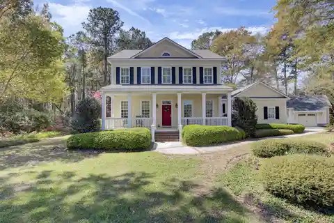Classic Georgian Style Home in Gracious Poplar Grove
