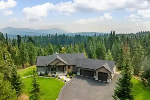One-Of-A-Kind Luxury Country Estate