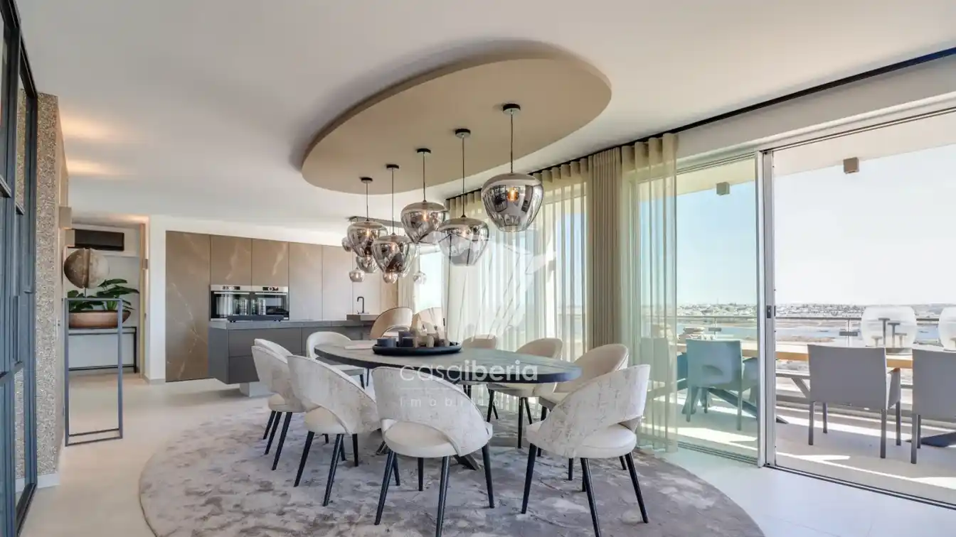 Exclusive Newly Renovated Penthouse