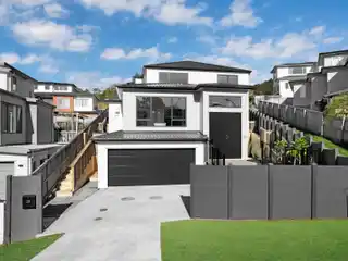 Brand New Luxury Home Exemplifies Modern Elegance