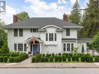 Niagara Dream Home with Carriage House Retreat