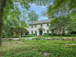 Classic Colonial with Sunroom and Pool House