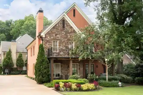 Beautiful Southern Place Condo