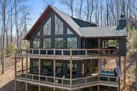 Extraordinary Modern Mountain Cabin